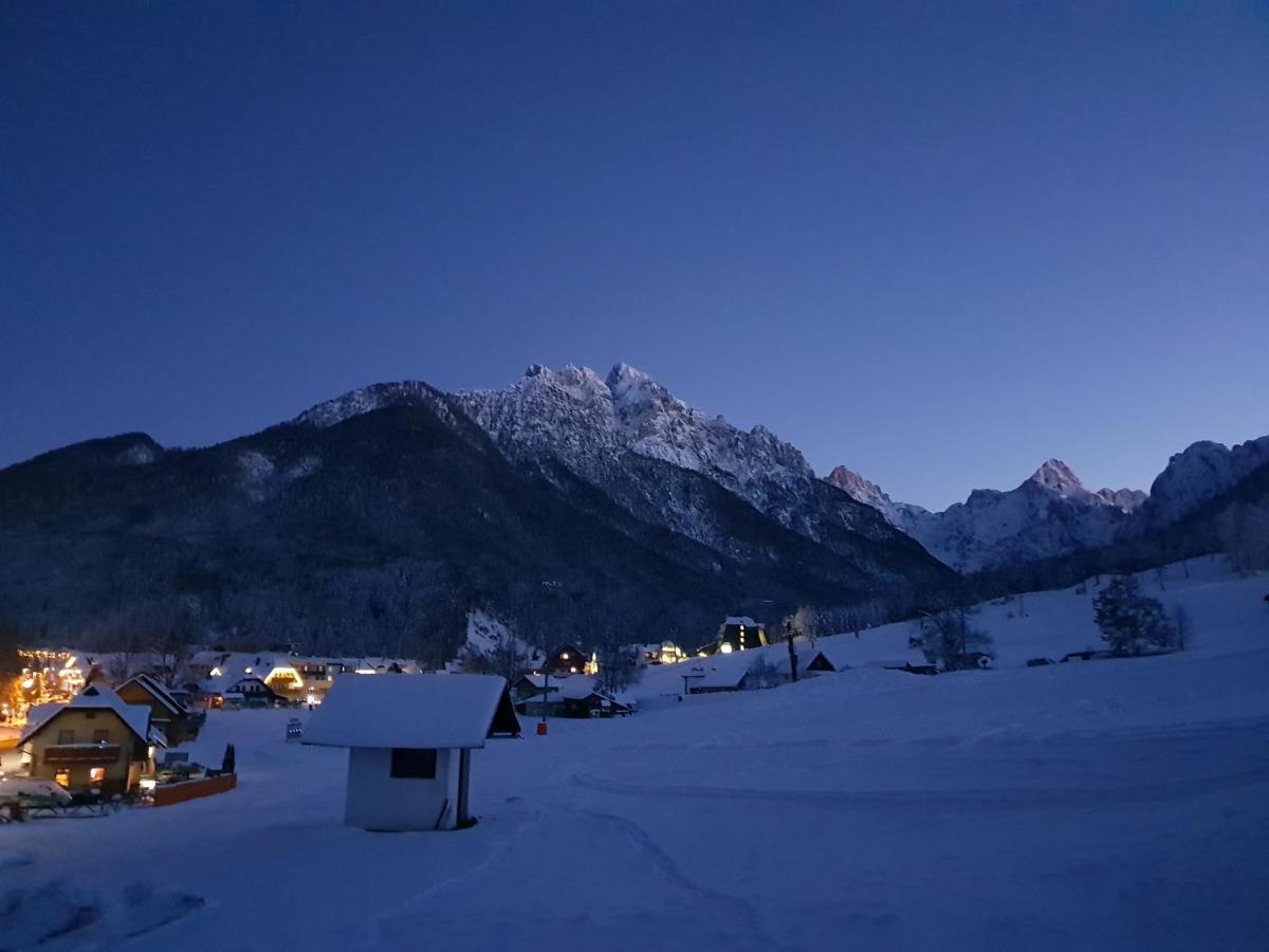 Apartma Kurji Vrh - Chicken Top Kranjska Gora Bagian luar foto